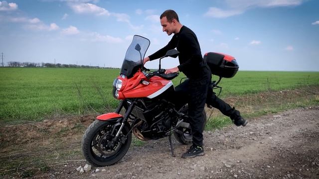 Honda NC750X Vs Kawasaki Versus 650