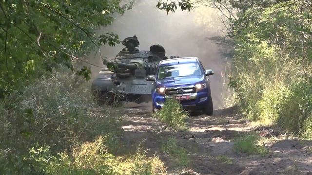 Ford Ranger VS Танк Т72: чи поступається пікап бойовій машині на бездоріжжі? смотреть онлайн