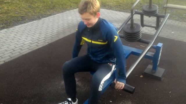 Новый выпуск. Качалочка #2. PomRiz TV. Трицепс и спинка.