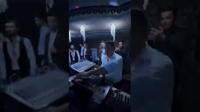 Xamdam Sobirov va Sevinch Ismoilova to’yda | Хамдам Собиров ва Севинч Исмоилова туйда 2024 смотреть онлайн