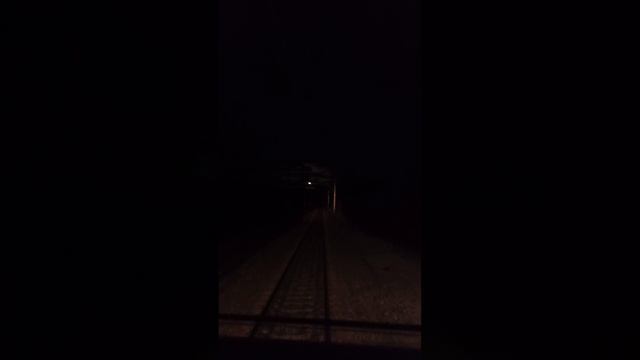 следуем с поездом 6052 через мост р.Илим и тоннелю ст.Коршуниха-Ангарская смотреть онлайн