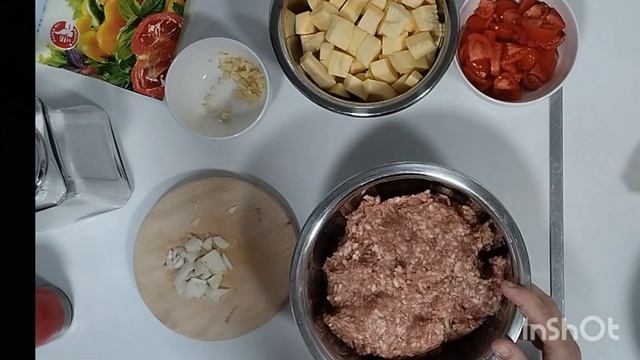 Ужин на скорую руку ?Мясные шарики на овощной подушке ?