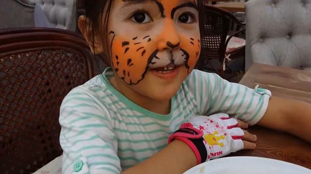 Vlog Фестиваль уличной еды, Бишкек. Веселимся на площади Ала-Тоо. Fest StreetFood Bishkek смотреть онлайн