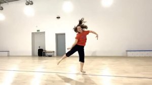 SYML контемпорари танец