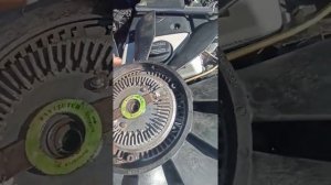 Ремонт вискомуфты на Мерседесе.