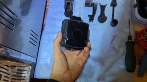 Разобрать стакан Exprelia Xelsis Saeco. Обслуживание и моем молочник Кофемашины.