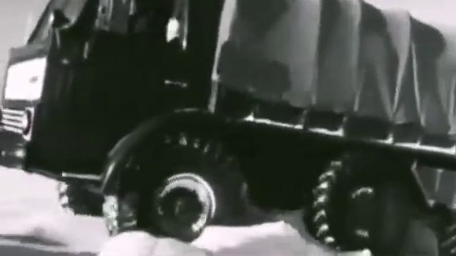 Зил 132 р Vs Зил 131. Который сильный Давайте посмотрим Если нравится одно лайк