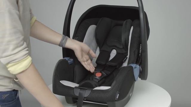 Recaro Privia install video english - www.bambinokids.de смотреть онлайн