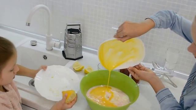 Простые рецепты: Вкуснейший пирог с ягодами (выпуск#15) смотреть онлайн