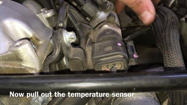 Mercedes C220 CDI thermostat replacement