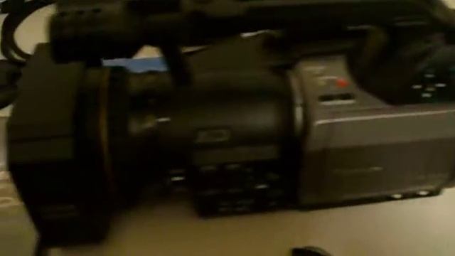 Panasonic AG-DVX100AP - Mini-DV Video Camera, Accessories & DVD смотреть онлайн