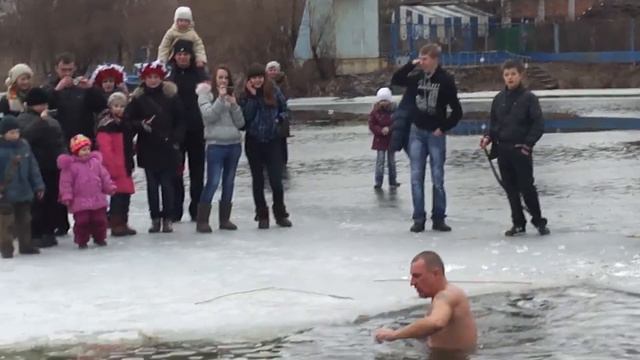 Празднование масленицы на ж/м Фрунзенский (Купание) смотреть онлайн