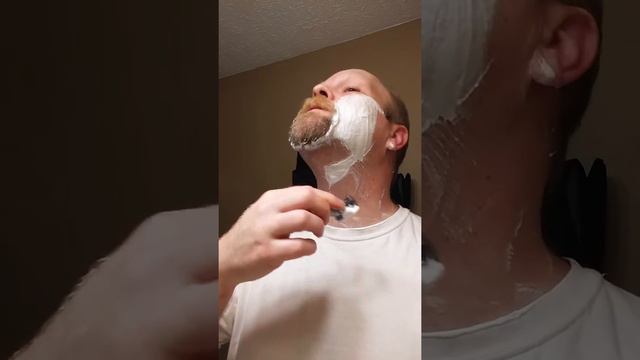My first Shave Video смотреть онлайн