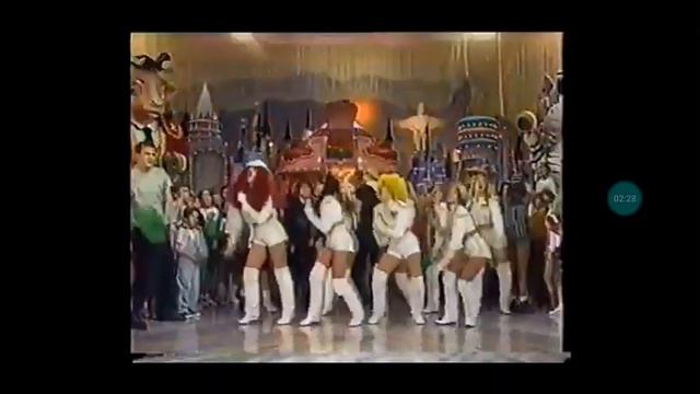 As paquitas cantando a música auê no xou da xuxa (1991) Paradão dos baixinhos смотреть онлайн