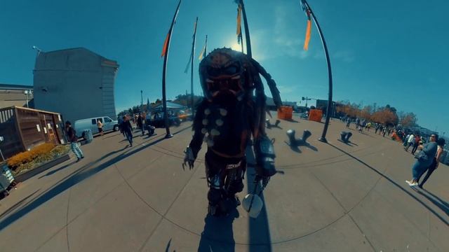 THE PREDATOR COSTUME riding on Electric Unicycle Ninebot One Z10 смотреть онлайн