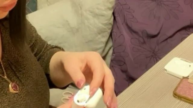 Airpods обзор домохозяйки смотреть онлайн
