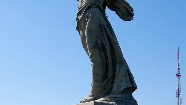 Волгоград, гуляем у памятника Родина мать.