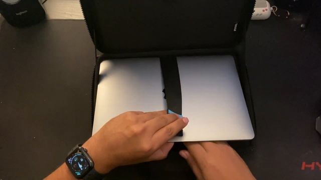 MacBook Air M1 Case смотреть онлайн