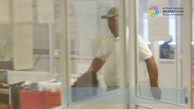 Предприниматели Астаны раздают вещи бесплатно смотреть онлайн