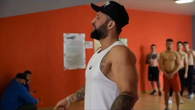 Уроки позирования Fitness Model Cup смотреть онлайн