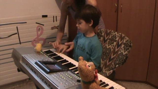 Музыкальные игры. Постановка рук на клавиатуре смотреть онлайн