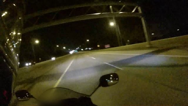 Suzuki GSX650F vs Lamborgini смотреть онлайн