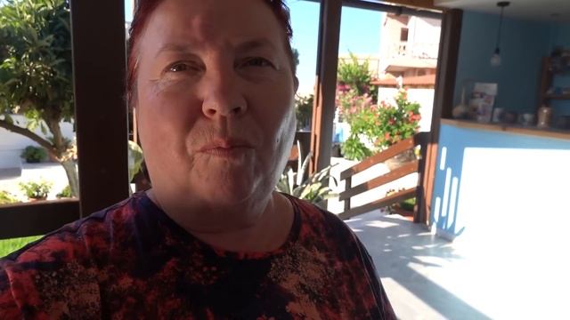 Из жизни греческих отельеров / Мясо на огне и встречи с друзьями смотреть онлайн