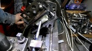 Маточная гайка ТВ16 из капролона(полиамида)