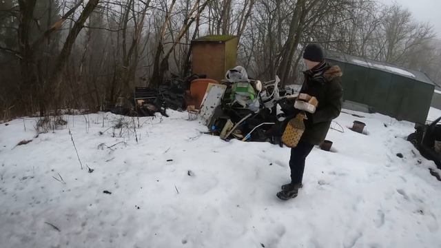 УВЕЗЛИ ГАРАЖЫ И ОСТАВИЛИ КУЧУ БАРАХЛА смотреть онлайн