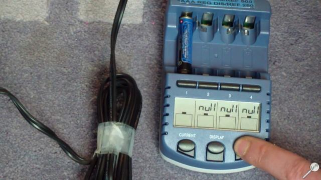 Chargeur La Crosse RS-1000 / BC-1000 NiMH NiCd (Présentation) смотреть онлайн