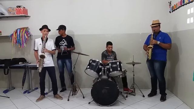 Se preparando pra arrasta as quadrilhas pelas ruas de Paudalho, (São João, Grupo N.R.S) смотреть онлайн