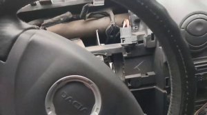 Плохо заводится Dacia Sandero замена замка зажигания и контактной группы