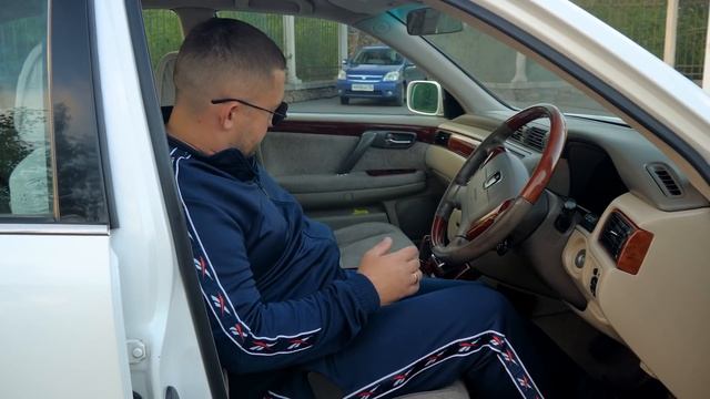 Нужна ли Majesta 2001 года за 500 тысяч на V8 в наше время? смотреть онлайн