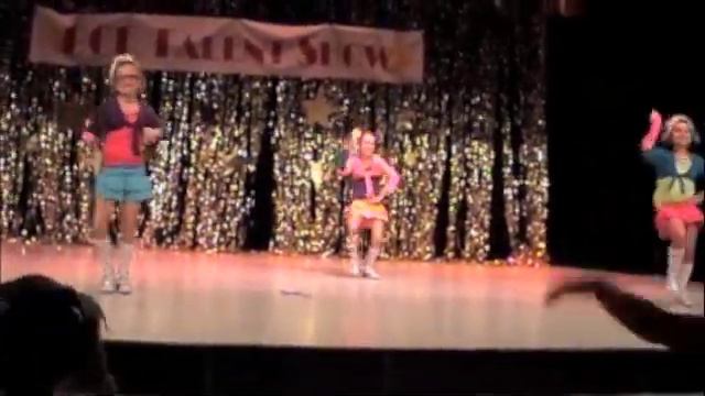 Chipettes Single Ladies 3rd Graders смотреть онлайн