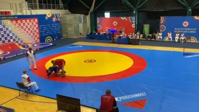 Досрочная победа на первенстве России по самбо! Хасанов Азамат! смотреть онлайн