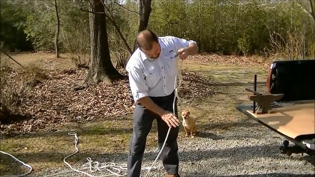 learn to tie a bowline Knot in 1 second/save a life, neat trick смотреть онлайн