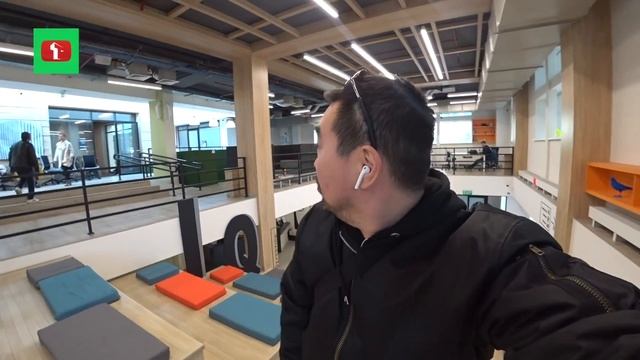 ДОМ В ПОДАРОК незнакомой СЕМЬЕ из Казахстана! смотреть онлайн