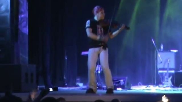 Неистовое соло на скрипке. Максим Гусельщиков (Крематорий) смотреть онлайн