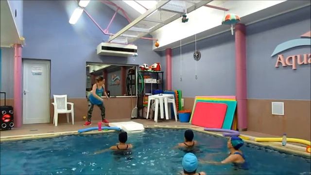 Aqua Zumba-warm up step смотреть онлайн