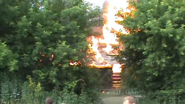 Пожар на ул. П. Морозова смотреть онлайн