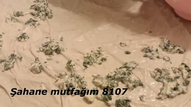 PUF PUF KABARAN BÖREK /10 DAKİKADA KOLAY VE HIZLI BÖREK TARİFİ #börektarifi#pratik#kahvaltılık# смотреть онлайн