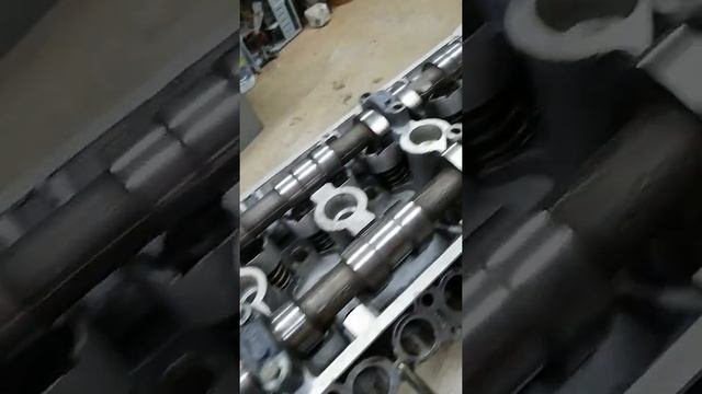 убираем люфт распредвалов 409(2) смотреть онлайн