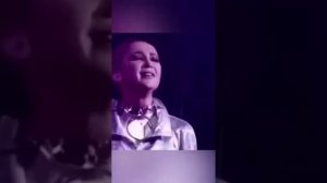 Ольга Бузова - никогда ничего не бойтесь, живите здесь и сейчас, кайфуйте, жизнь одна. КАЙФУЙТЕ