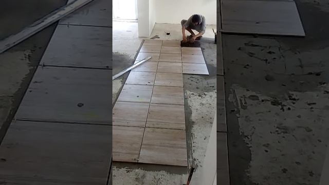 Укладка плитки 400*400 на пол. Стажер. смотреть онлайн