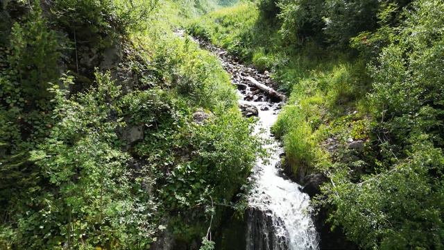 Gromotukha waterfall, Ridder. Водопад на реке Громотуха, Риддер. (4K Video) смотреть онлайн