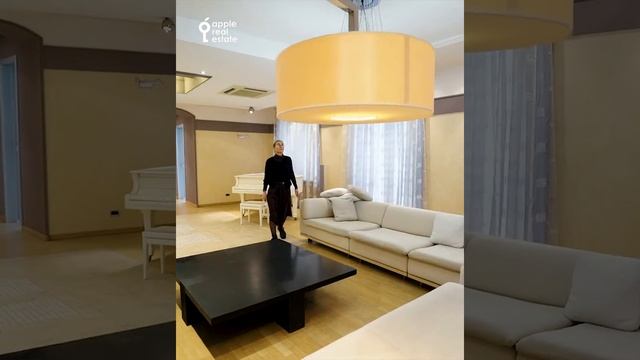 Обзор квартиры площадью 280 кв.м. Румтур по интерьеру смотреть онлайн