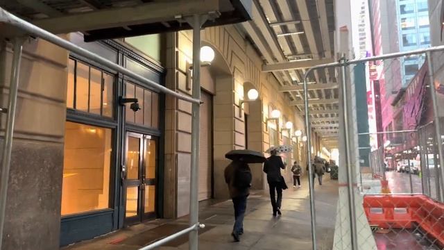 Walking in the rain l Times Square l New York City l Manhattan NYC l Grand Central Terminal смотреть онлайн