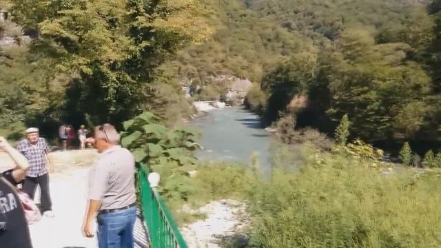 Лена на тарзанке смотреть онлайн