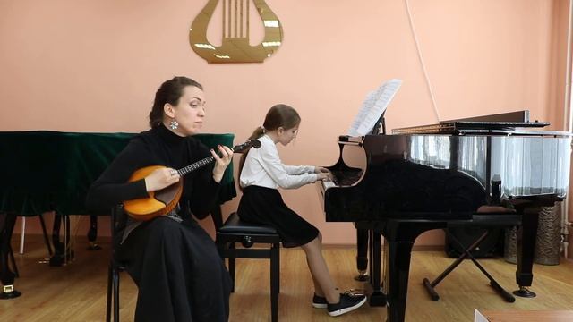 РНП "Калинка" Соловьянова Варвара 10 лет, Агафонова Екатерина (домра), ДМШ №2 г.о. Подольск смотреть онлайн