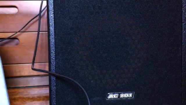 VOX AMPLUG 2 BASS REVIEW